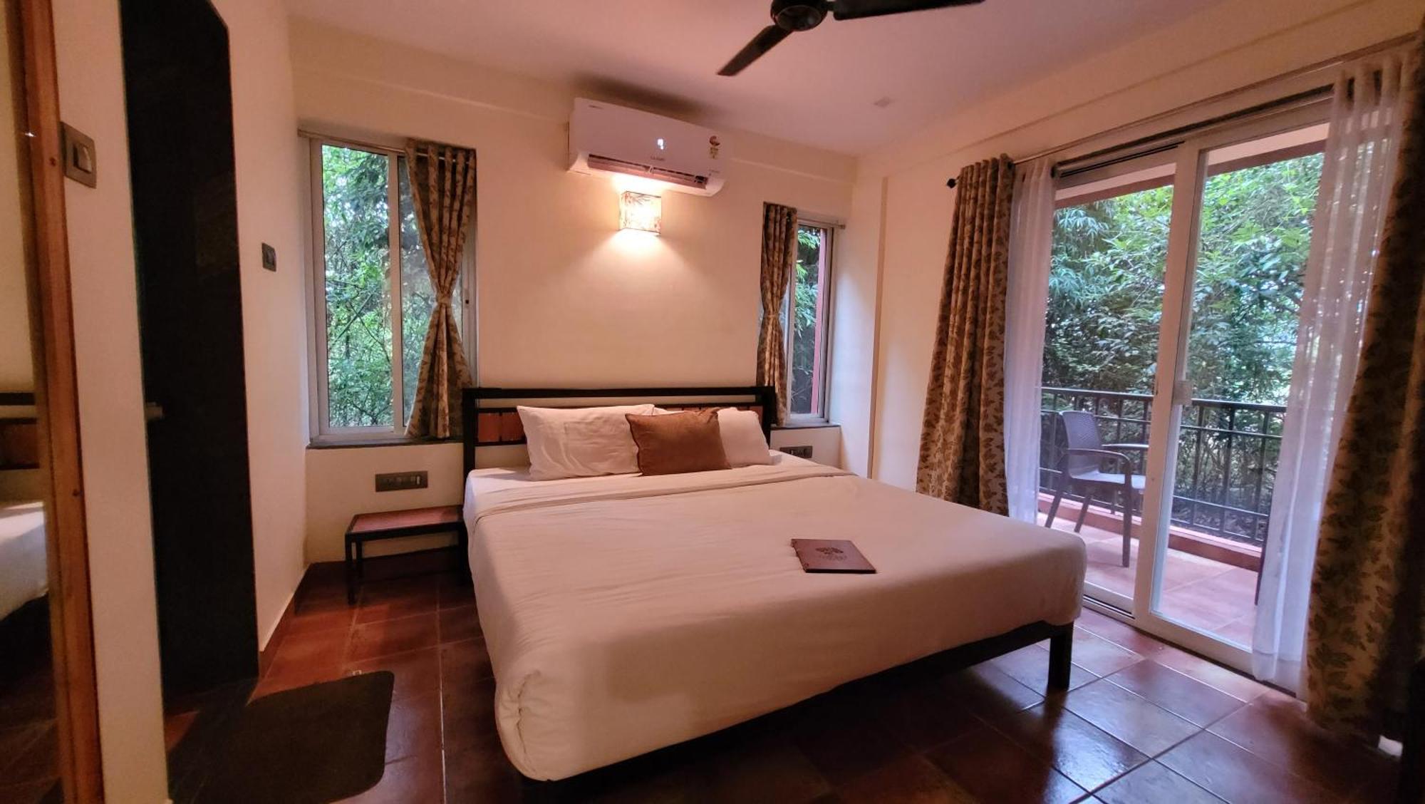 Hotel Forest Escapes Koyna à Koynanagar Extérieur photo